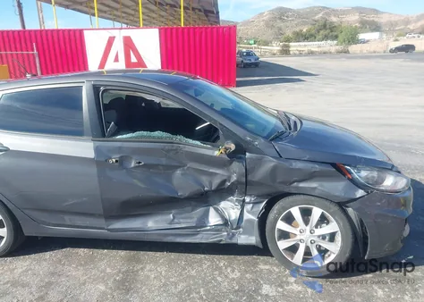 2012 Hyundai Accent Se z USA, uszkodzony, nr VIN KMHCU5AE4CU035304